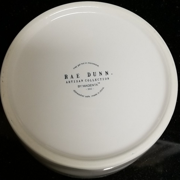 🐶Rae Dunn Dog Bowl - Picture 3 of 5